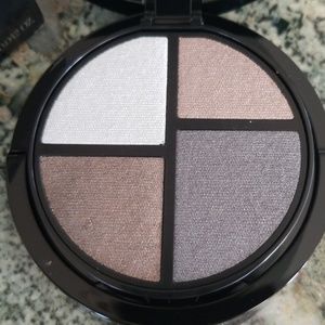 eyes to kill eye quattro eyeshadow